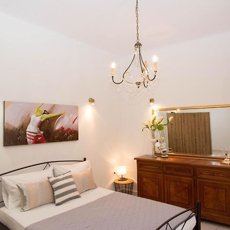 Apartament Athina House "By Checkin" Heraklion Zewnętrze zdjęcie